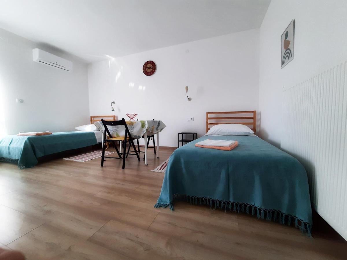 Argonauti With Free Parking Apartment Pula Bagian luar foto