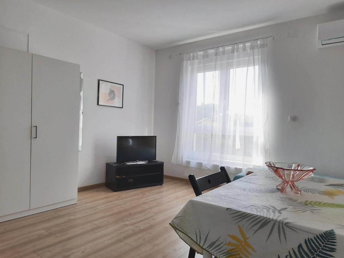 Argonauti With Free Parking Apartment Pula Bagian luar foto
