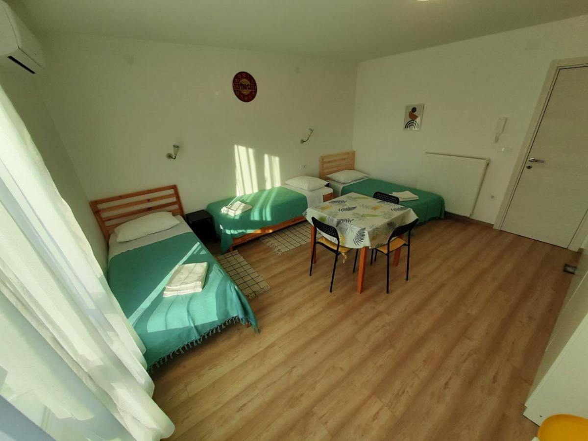 Argonauti With Free Parking Apartment Pula Bagian luar foto